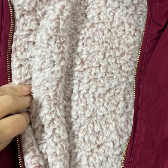 Winter Maroon Vest Size Small - Picture 6 of 9